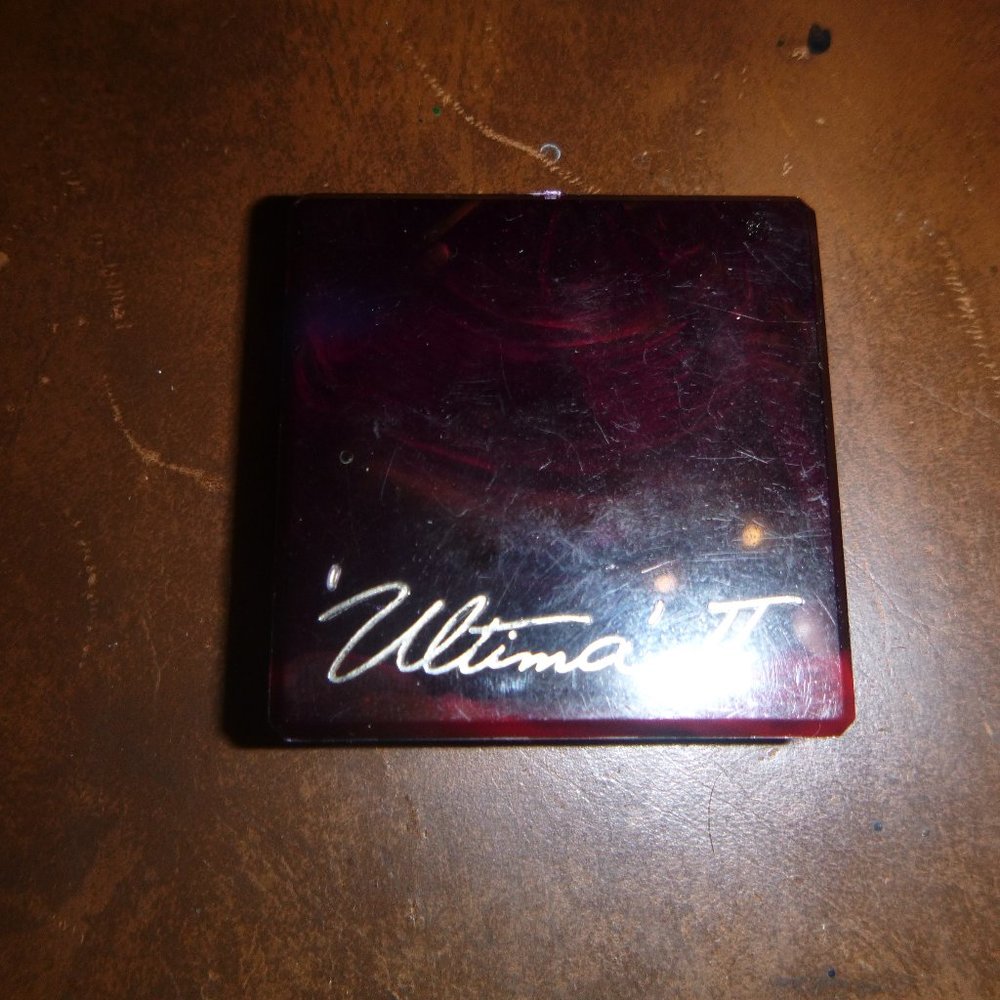 Vtg Ultima II Cremespun Patina Eyeshadow Pistachio